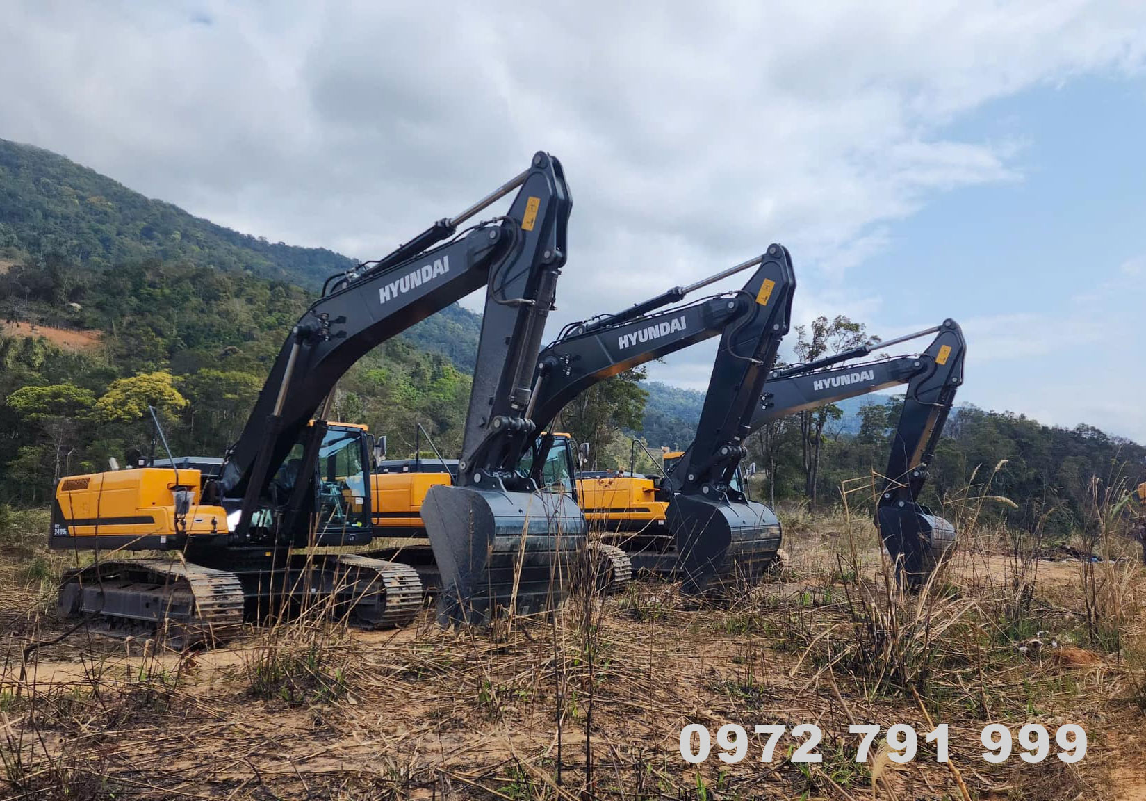 Hướng Dẫn Chọn Máy Xúc Hyundai Phù Hợp Với Từng Loại Công Trình