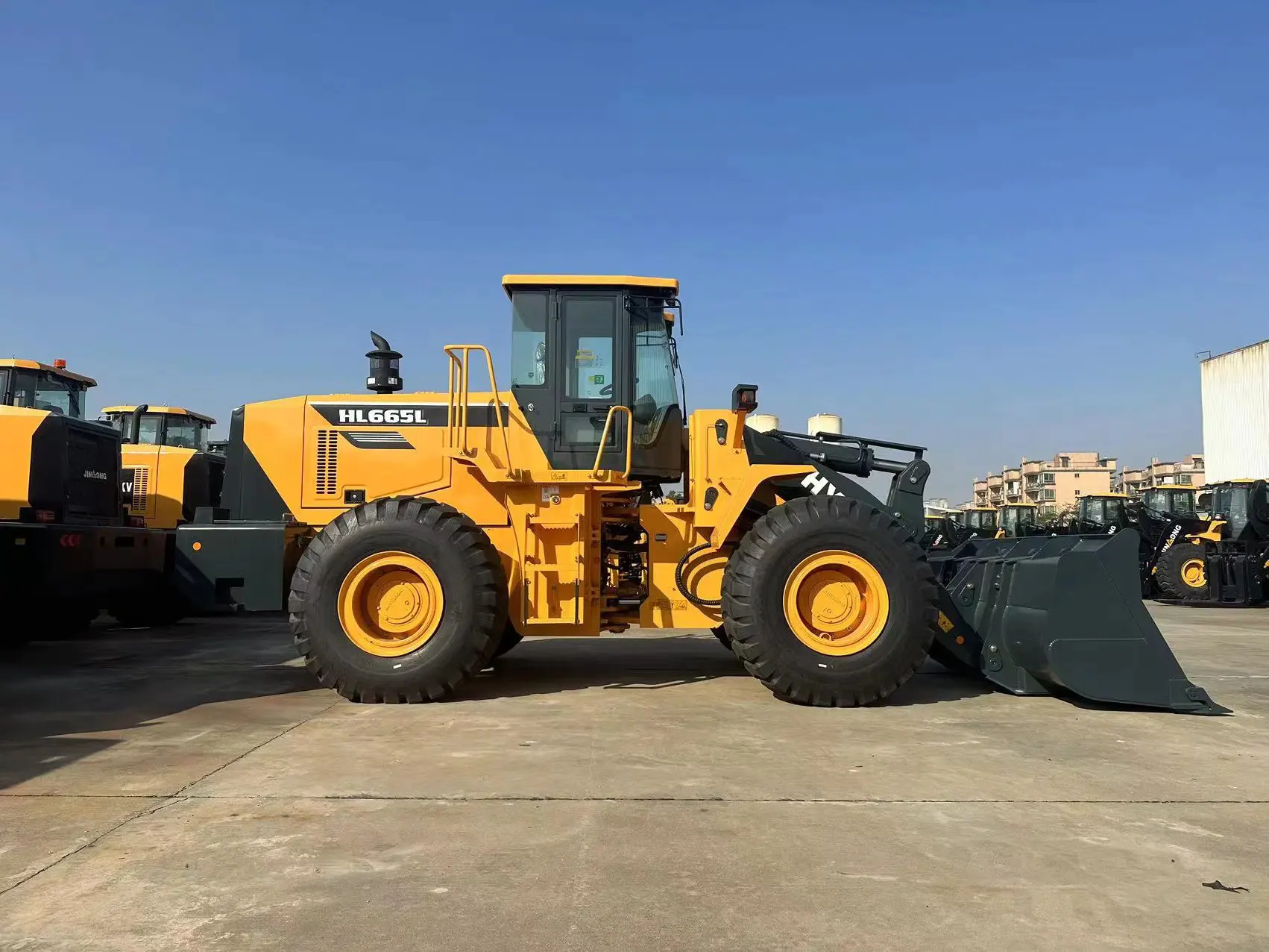 Máy Xúc Lật Hyundai HL665